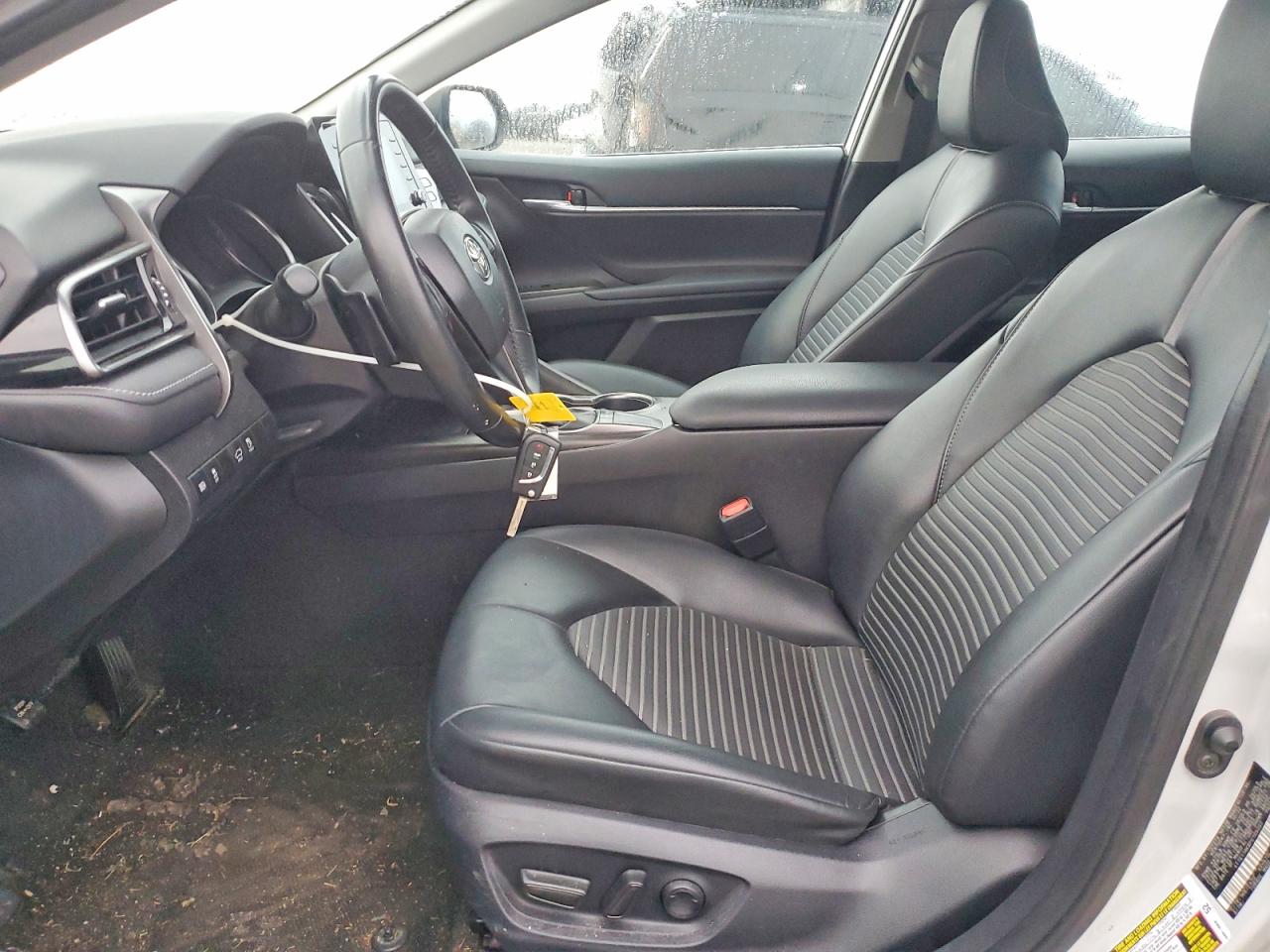 2023 TOYOTA CAMRY SE NIGHT SHADE photo 7