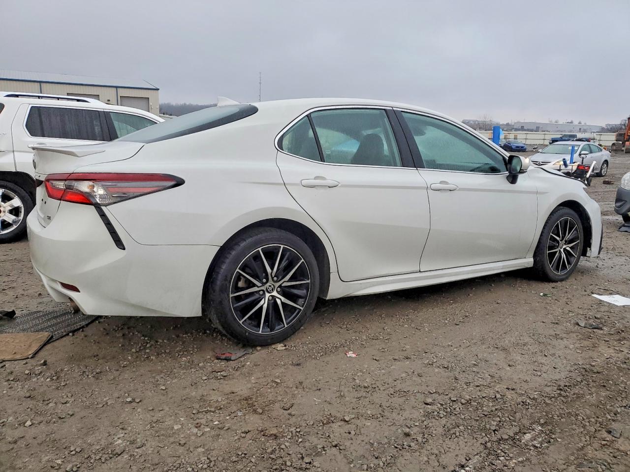 2023 TOYOTA CAMRY SE NIGHT SHADE photo 3