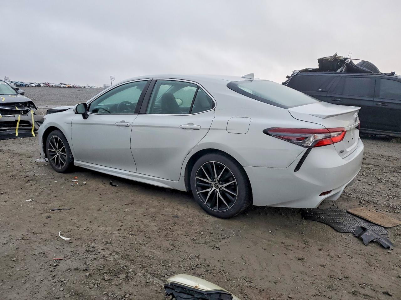 2023 TOYOTA CAMRY SE NIGHT SHADE photo 2