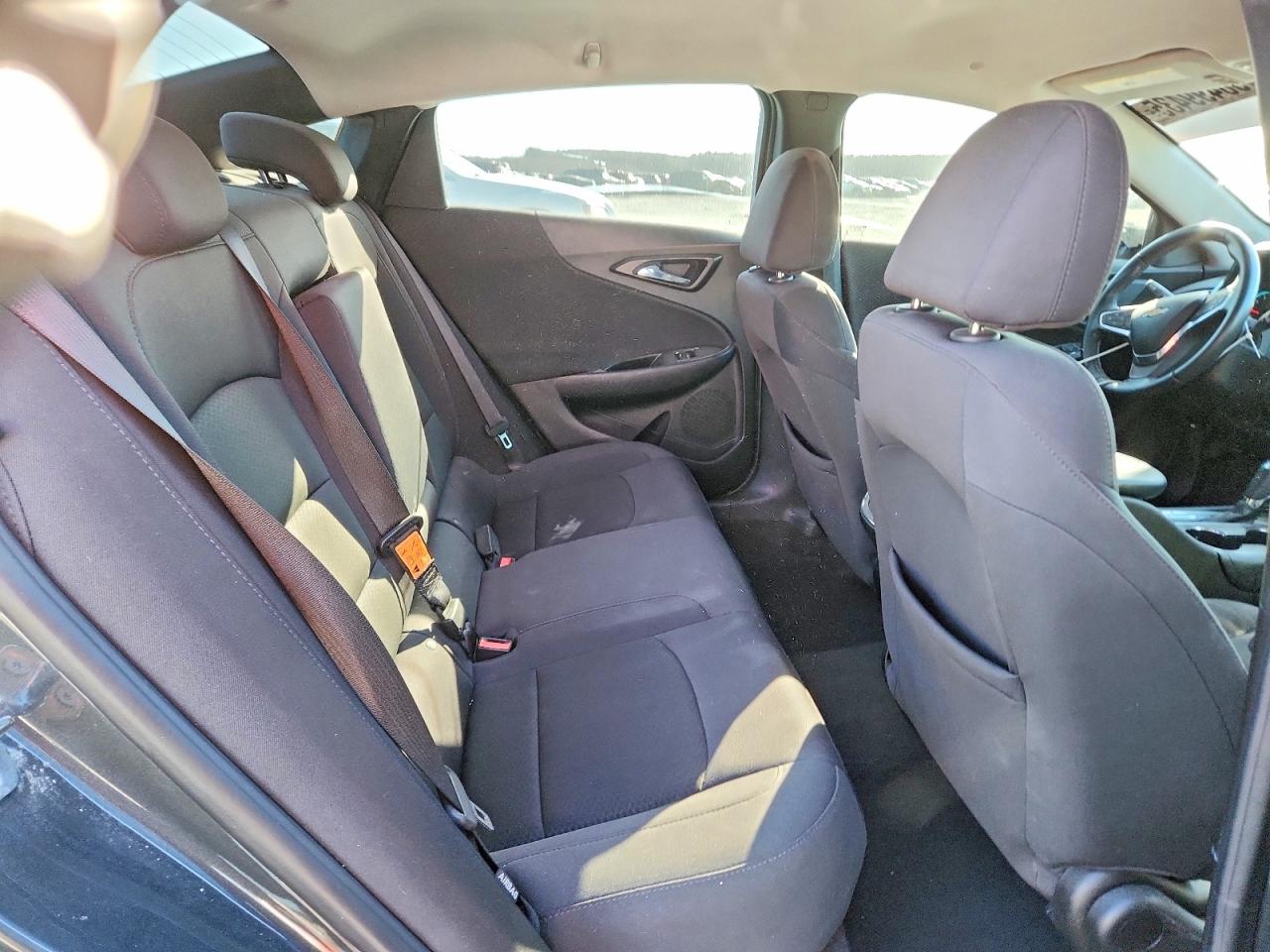 2017 CHEVROLET MALIBU LT photo 19