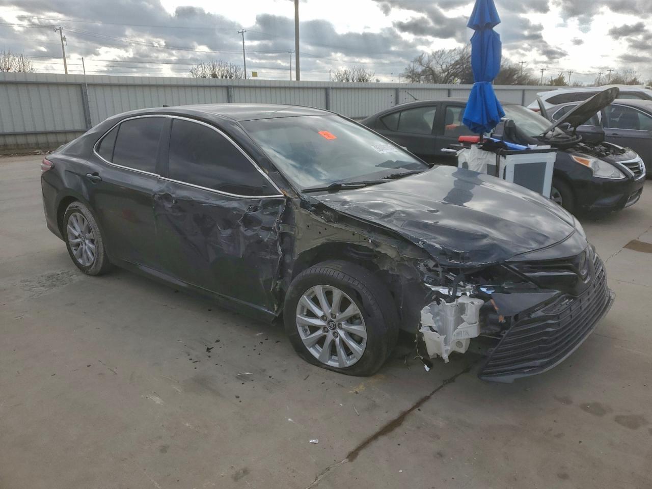 2019 TOYOTA CAMRY L photo 4