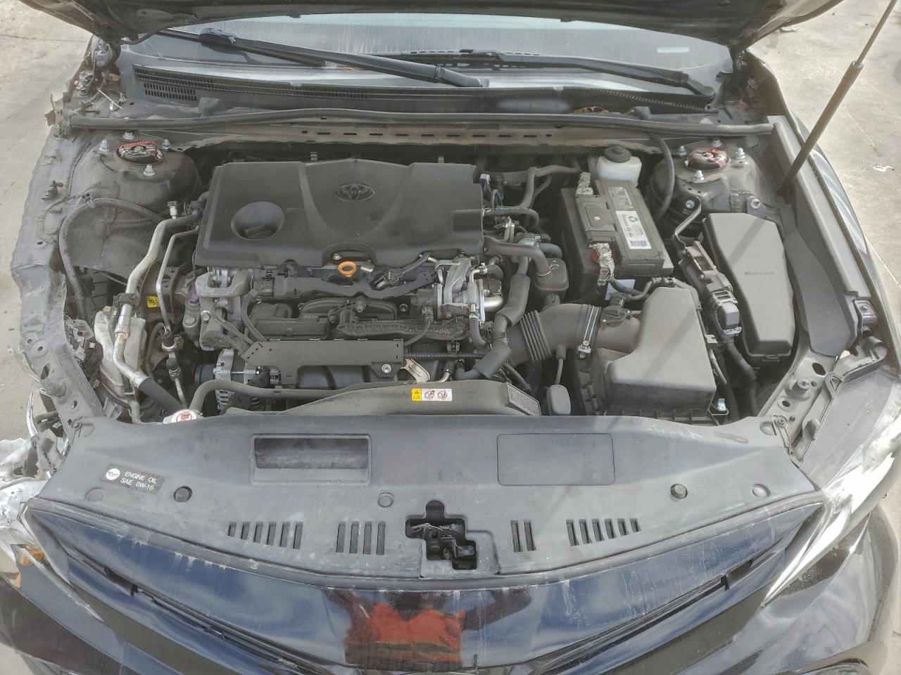 2019 TOYOTA CAMRY L photo 11