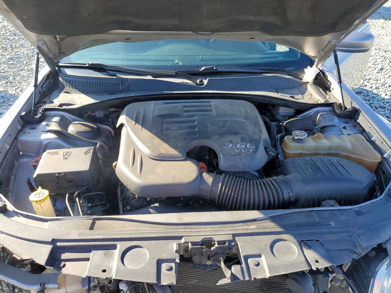 2014 CHRYSLER 300 photo 21