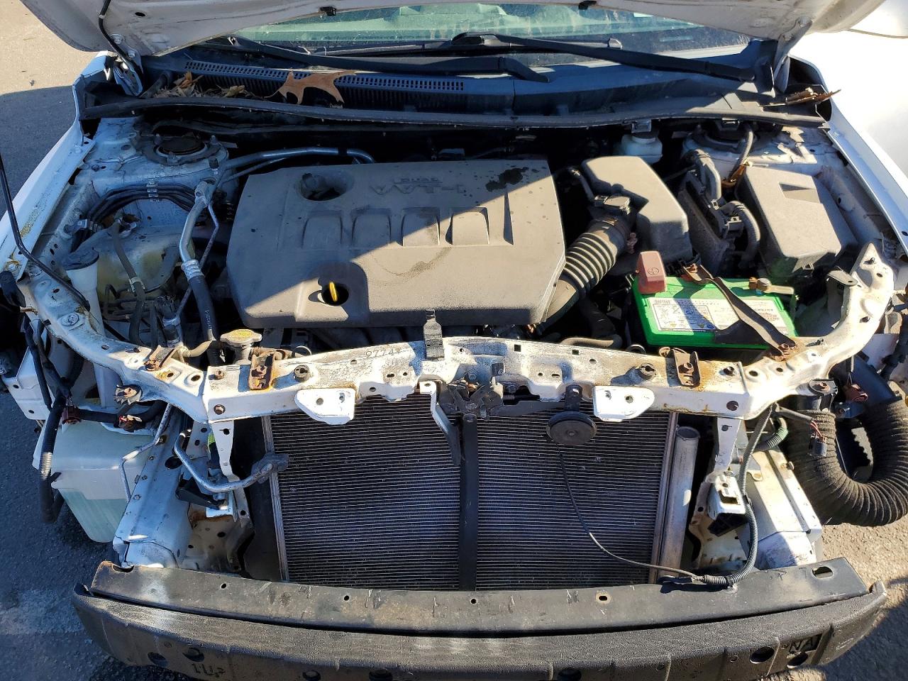 2012 TOYOTA COROLLA BASE photo 31
