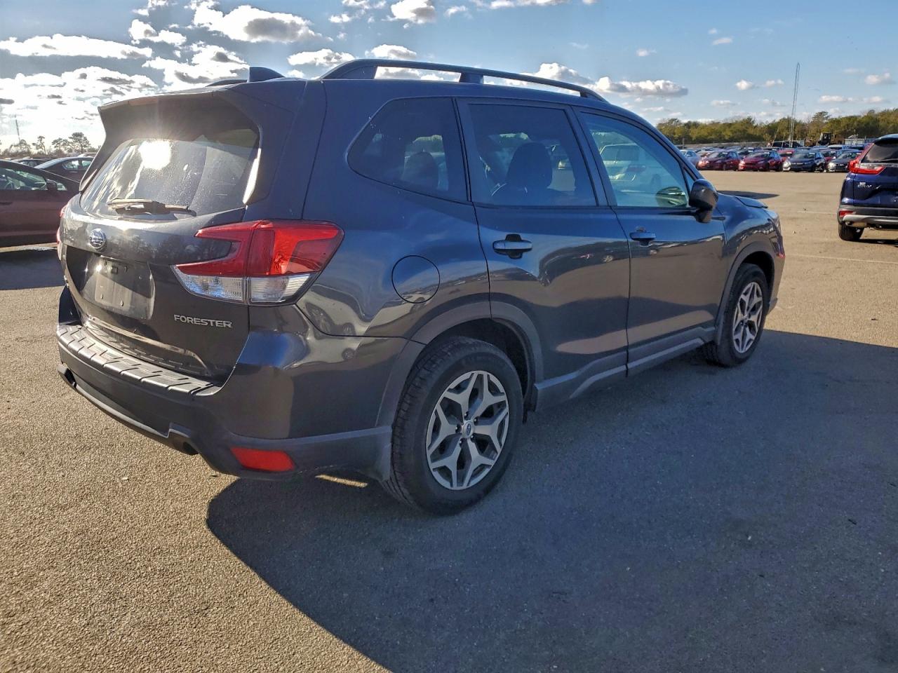 2019 SUBARU FORESTER PREMIUM photo 3