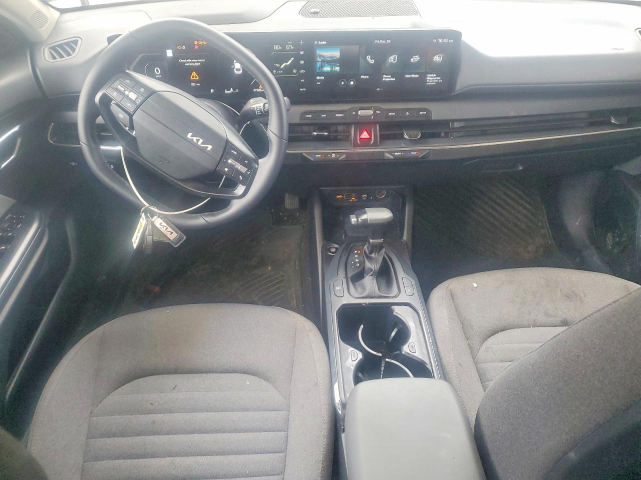 2025 KIA K4 EX photo 8
