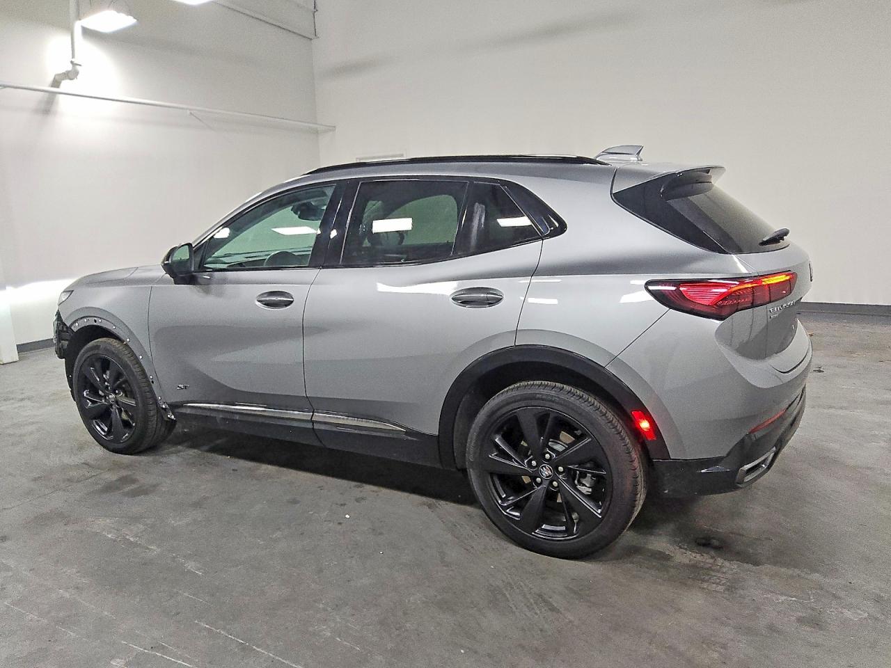 2024 BUICK ENVISION ESSENCE photo 2