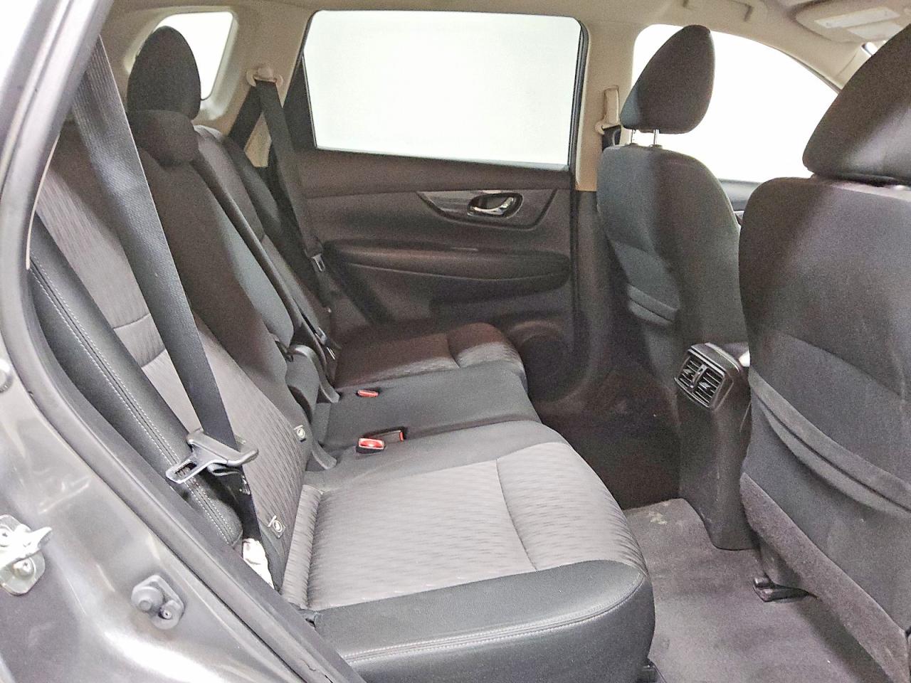 2020 NISSAN ROGUE S photo 11