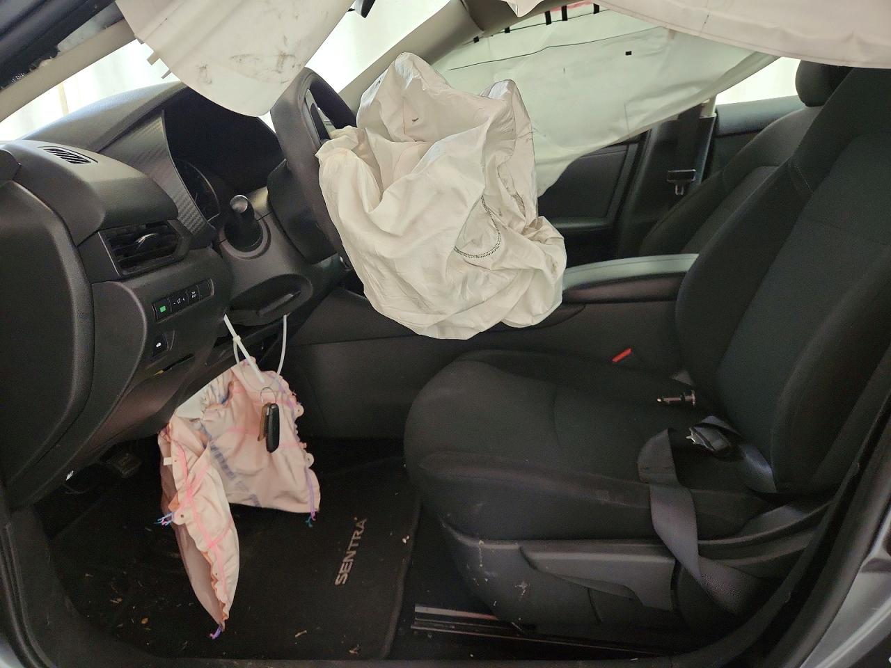 2025 NISSAN SENTRA S photo 7