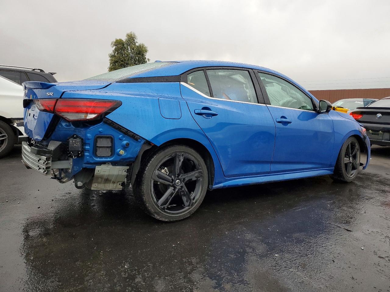 2022 NISSAN SENTRA SR photo 3