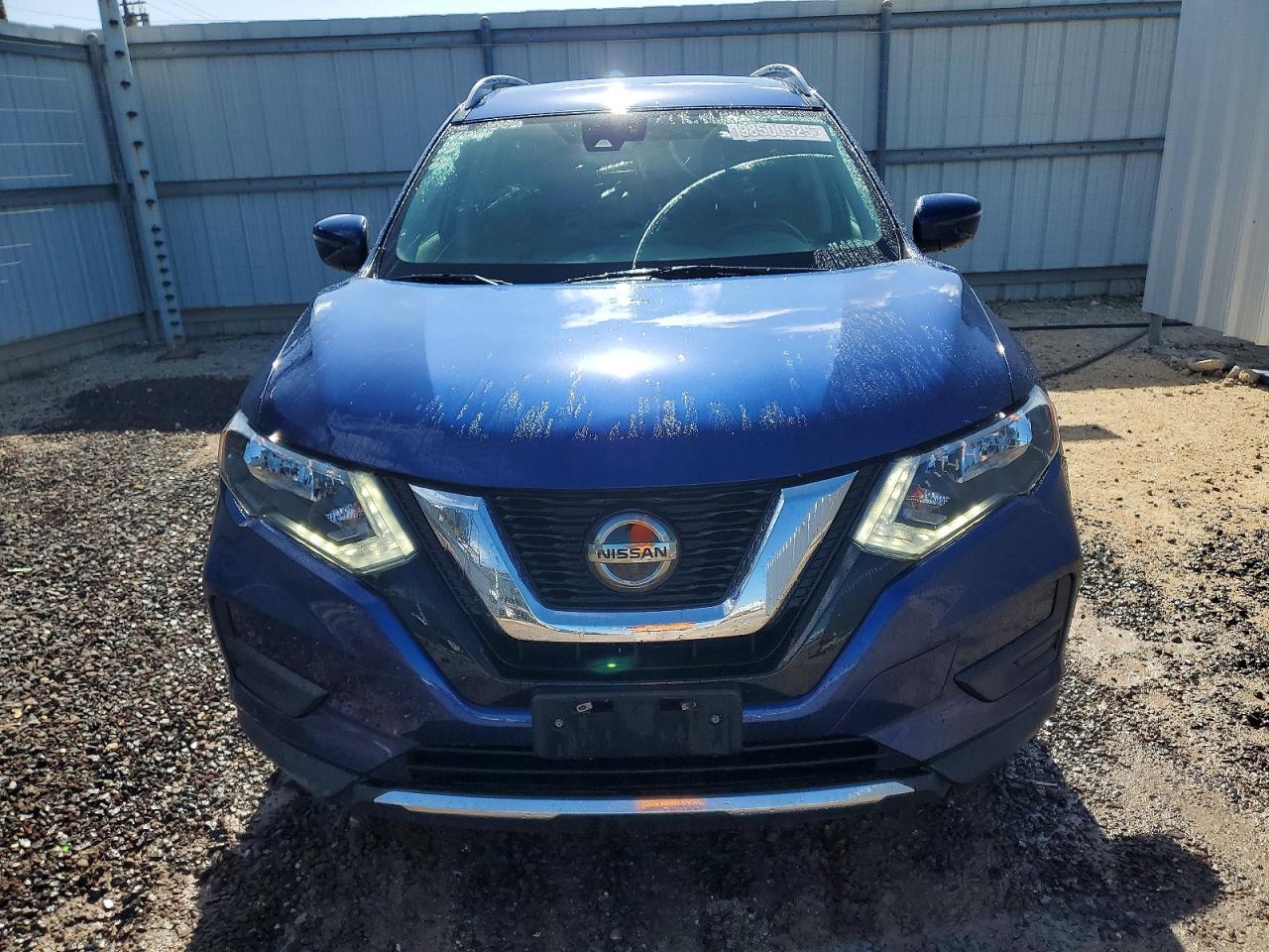 2019 NISSAN ROGUE SV photo 9
