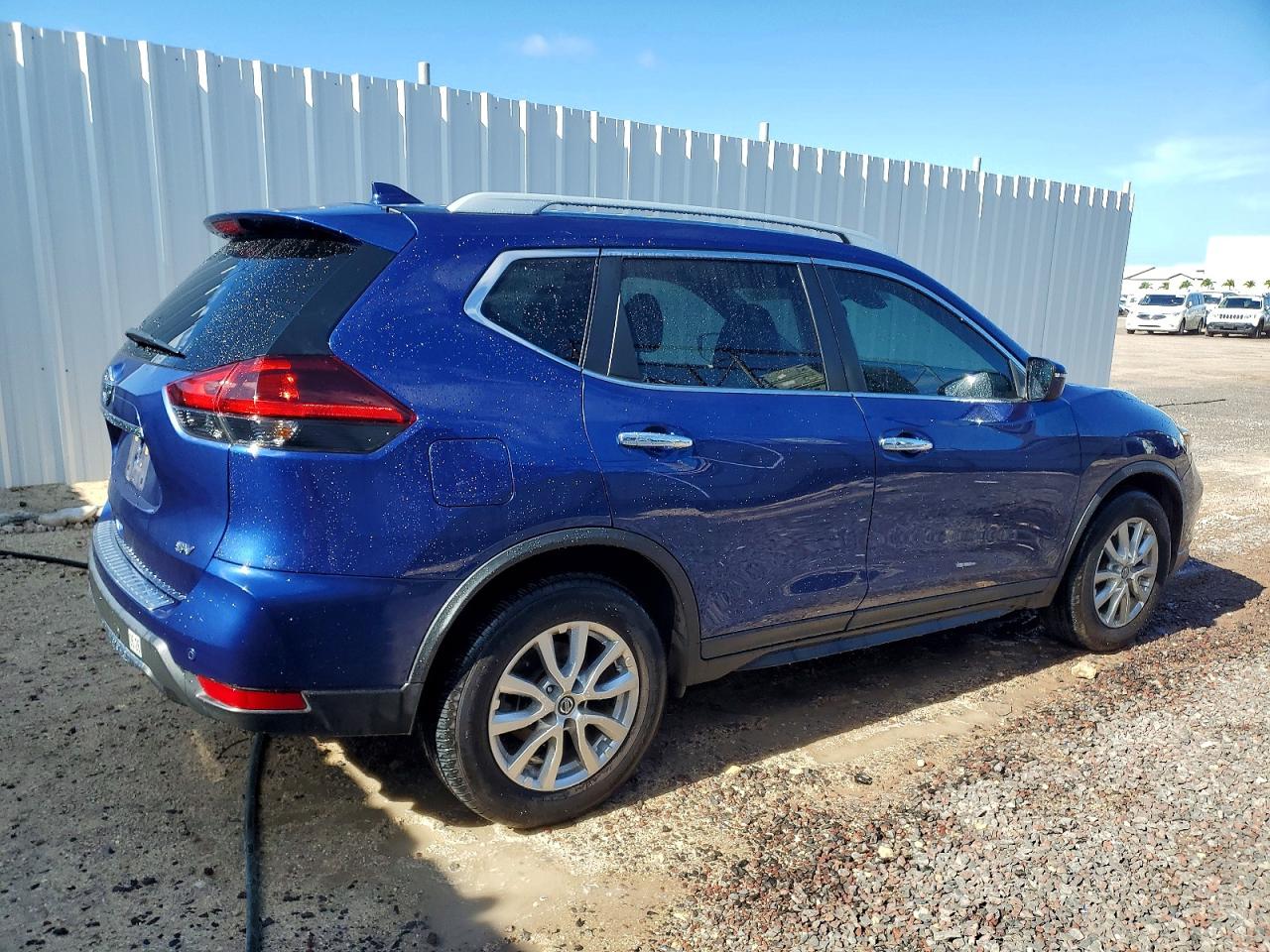 2019 NISSAN ROGUE SV photo 5