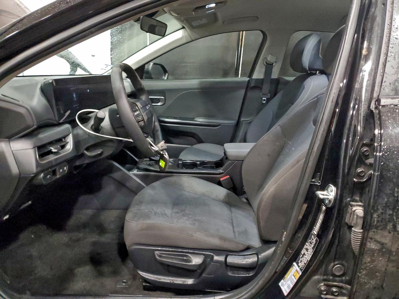 2025 KIA K4 LX photo 19
