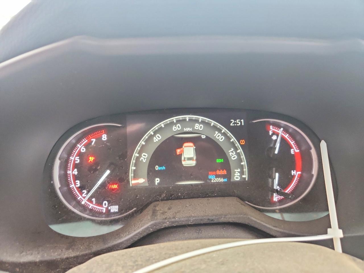 2024 TOYOTA RAV4 XLE PREMIUM photo 9