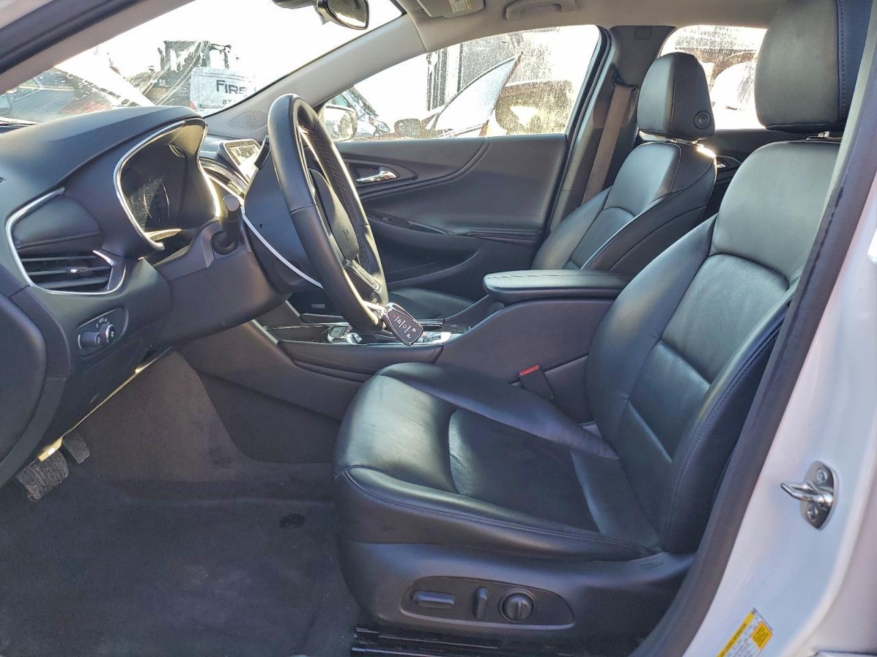 2024 CHEVROLET MALIBU PREMIER photo 19