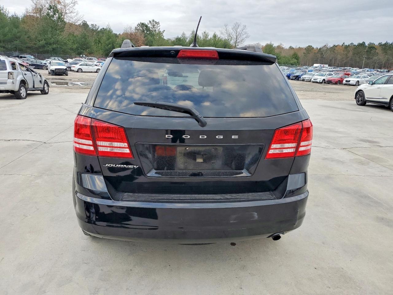 2018 DODGE JOURNEY SE photo 6