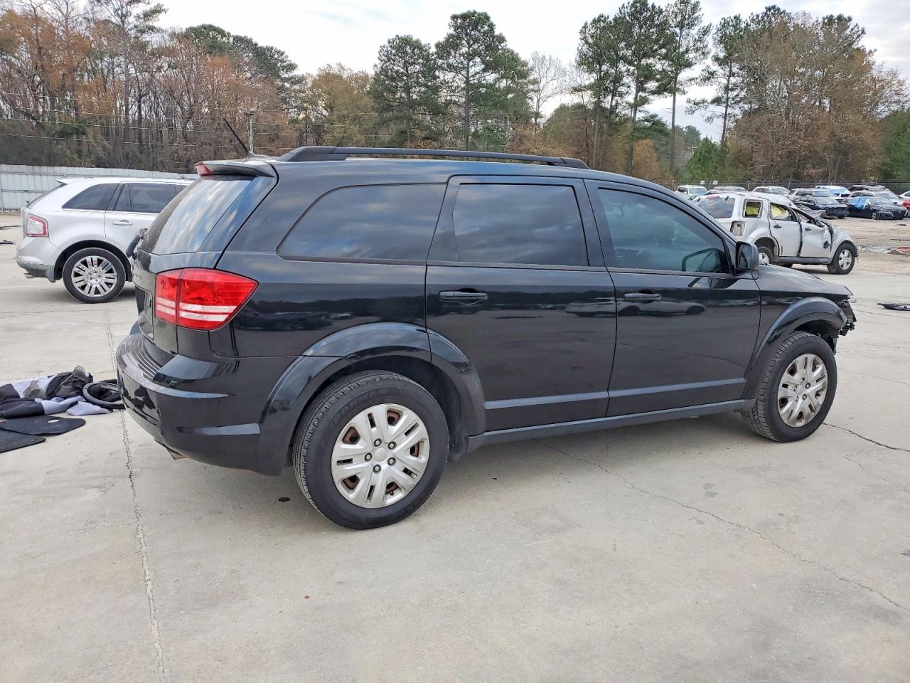 2018 DODGE JOURNEY SE photo 3