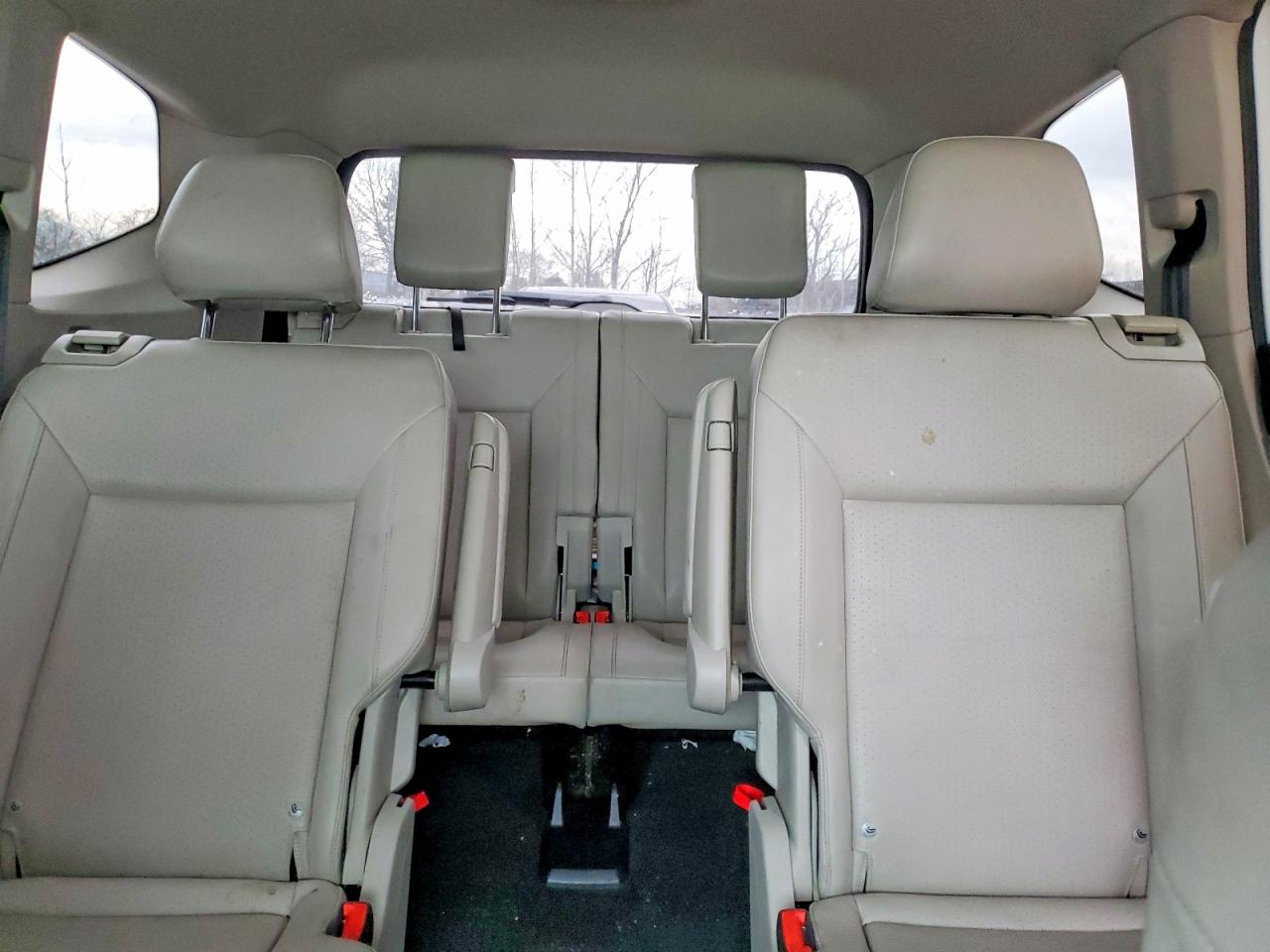 2018 VOLKSWAGEN ATLAS SE photo 10