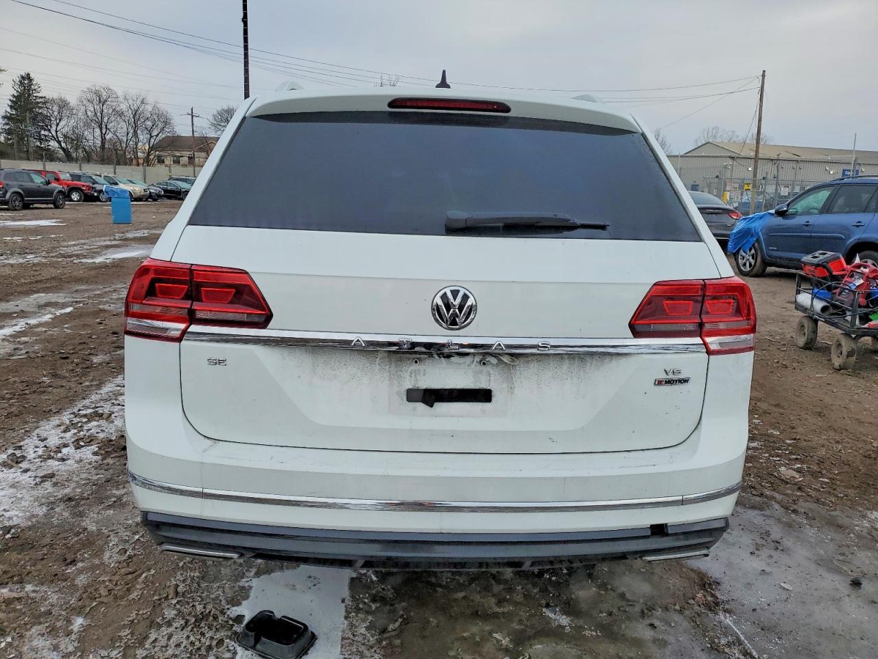 2018 VOLKSWAGEN ATLAS SE photo 6