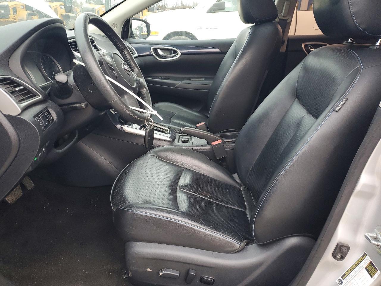 2016 NISSAN SENTRA S photo 7