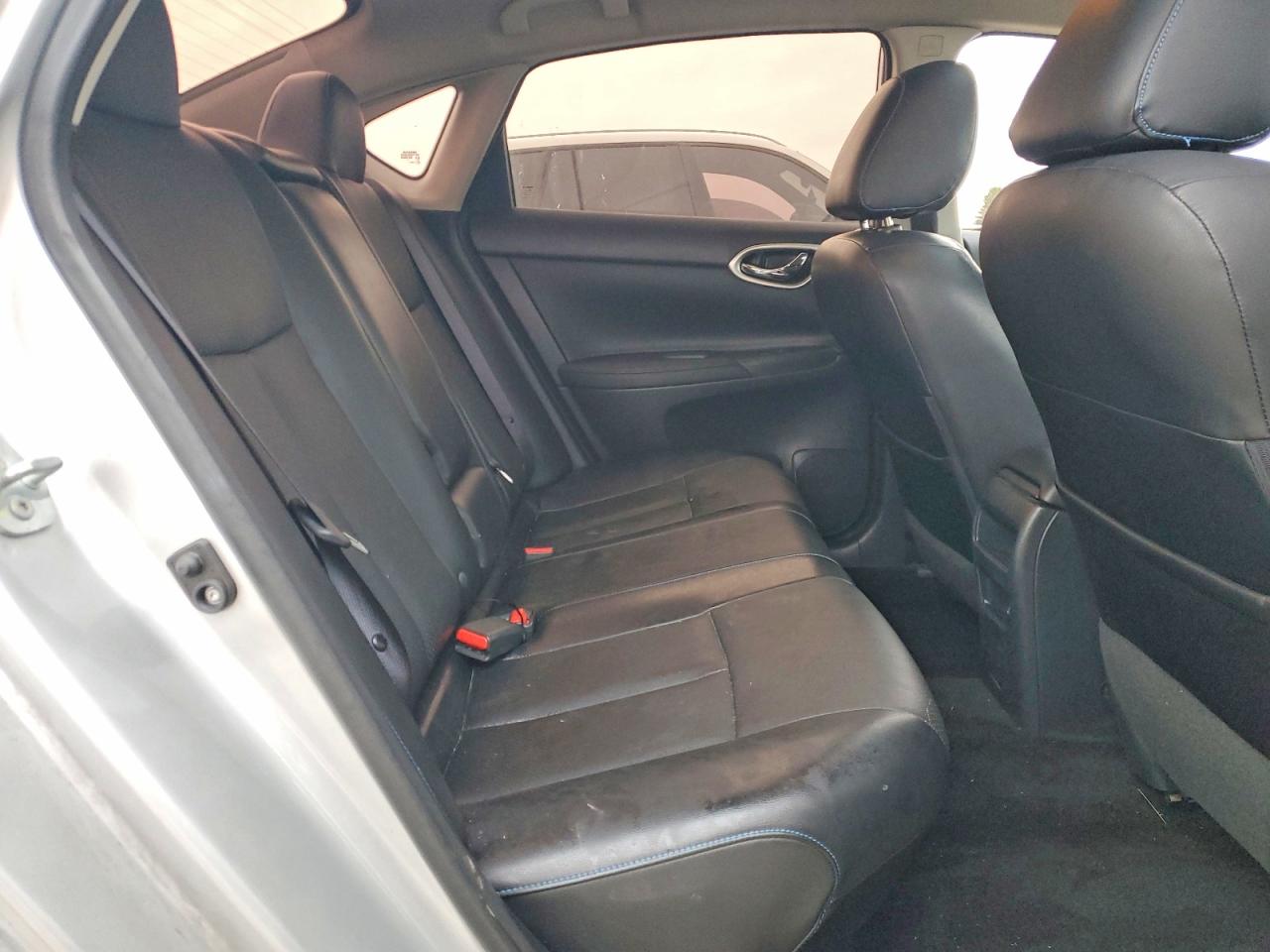 2016 NISSAN SENTRA S photo 10