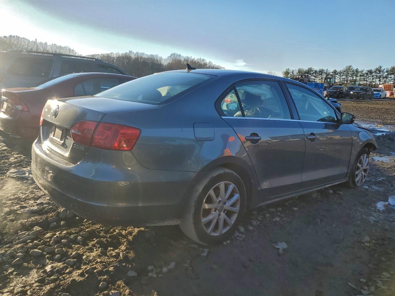 2013 VOLKSWAGEN JETTA SE photo 3
