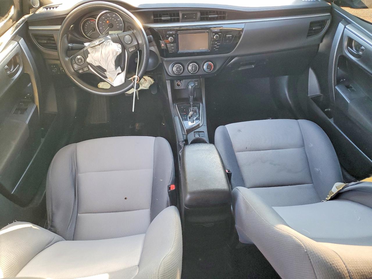 2016 TOYOTA COROLLA L photo 15