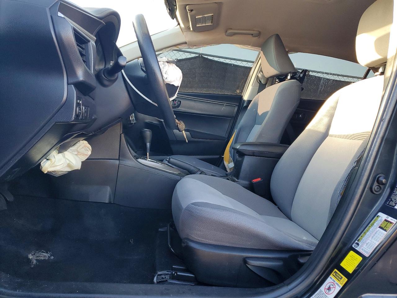 2016 TOYOTA COROLLA L photo 13