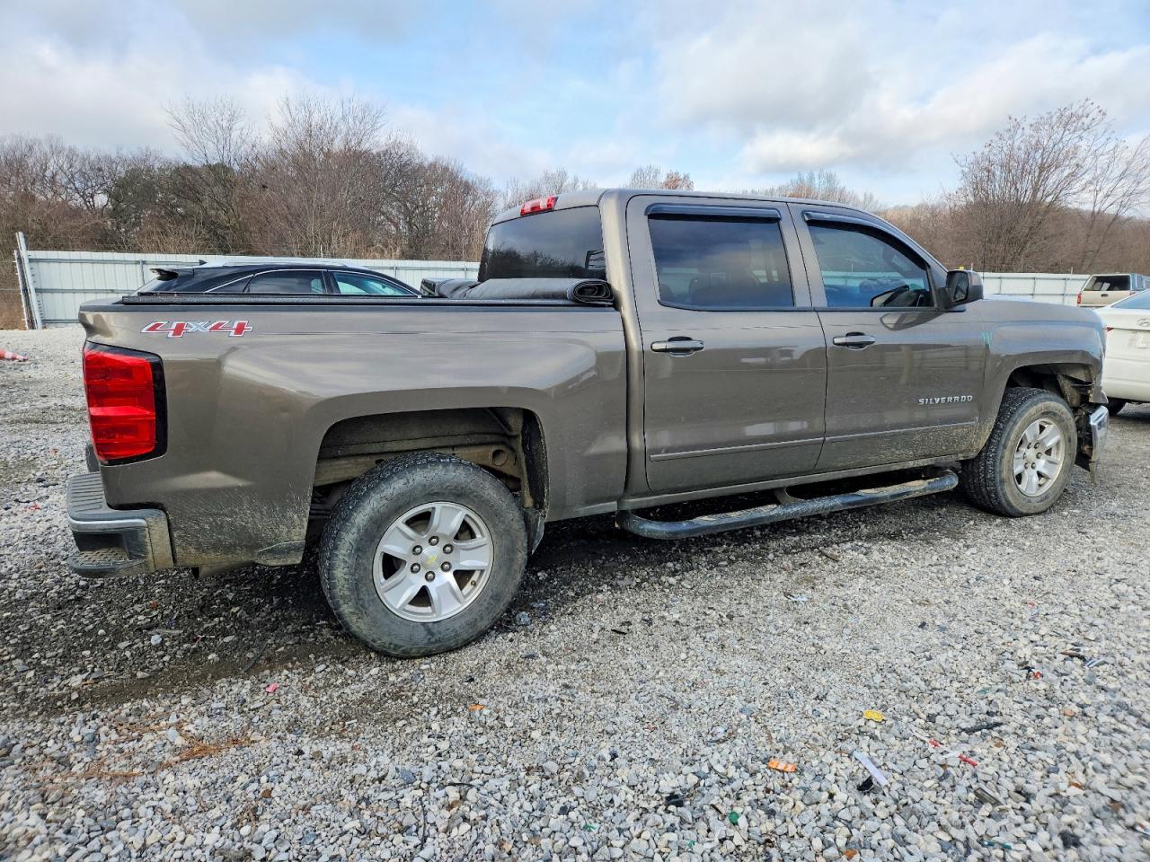 2015 CHEVROLET SILVERADO K1500 LT photo 3