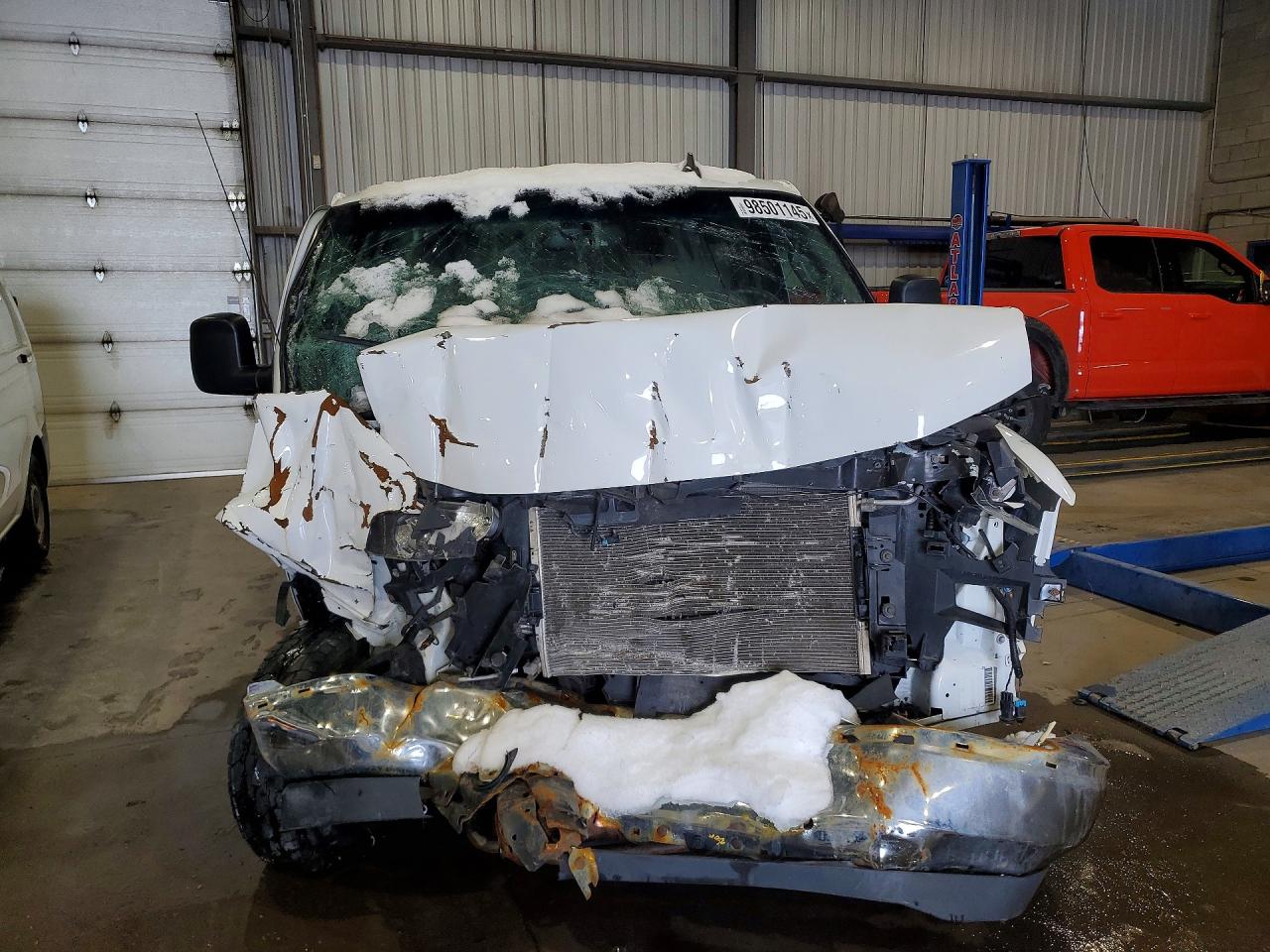 2019 GMC SAVANA G2500 photo 5