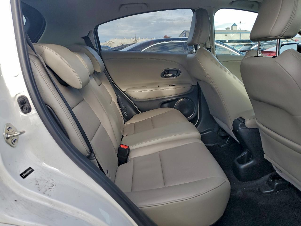 2019 HONDA HR-V TOURING photo 11