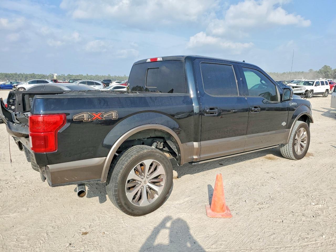 2019 FORD F150 SUPERCREW photo 3