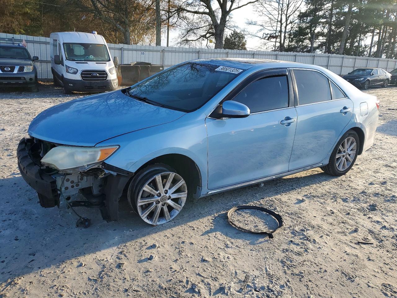 2013 TOYOTA CAMRY