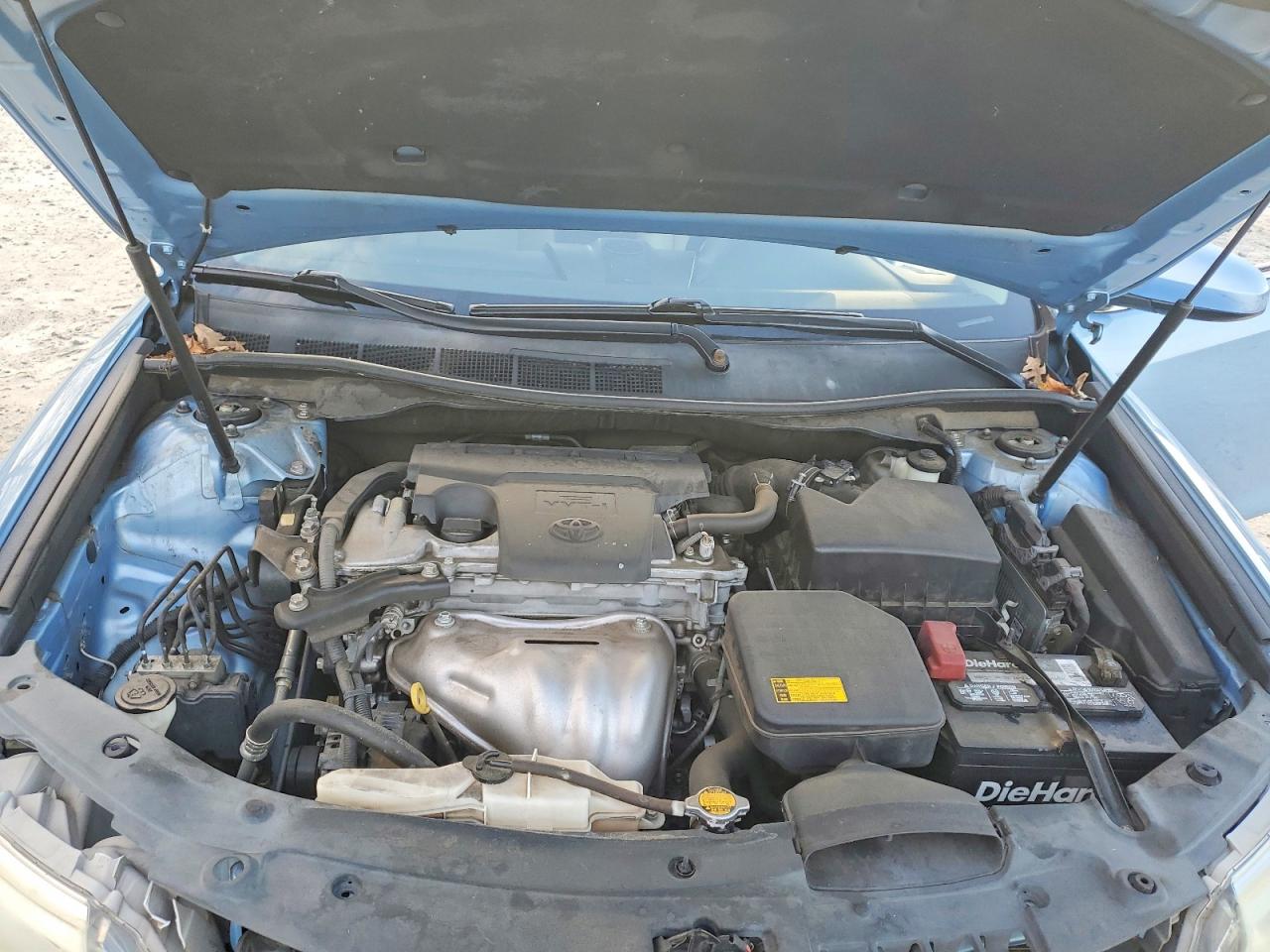 2013 TOYOTA CAMRY L photo 11