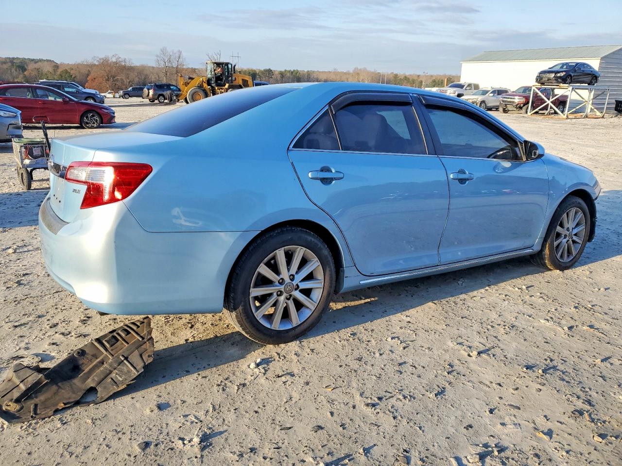 2013 TOYOTA CAMRY L photo 3