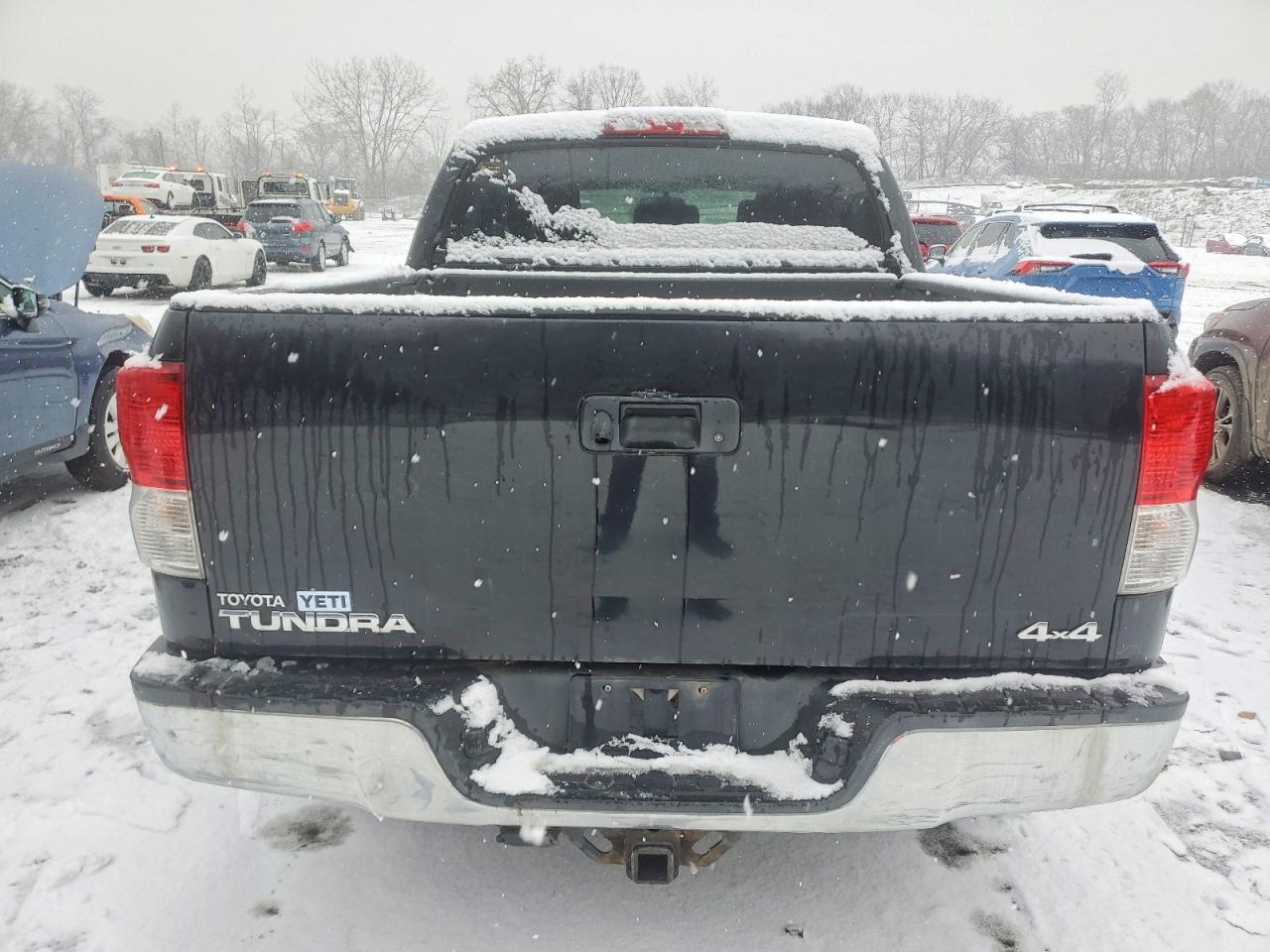 2012 TOYOTA TUNDRA CREWMAX SR5 photo 6