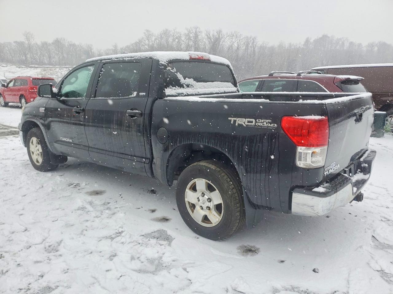 2012 TOYOTA TUNDRA CREWMAX SR5 photo 2