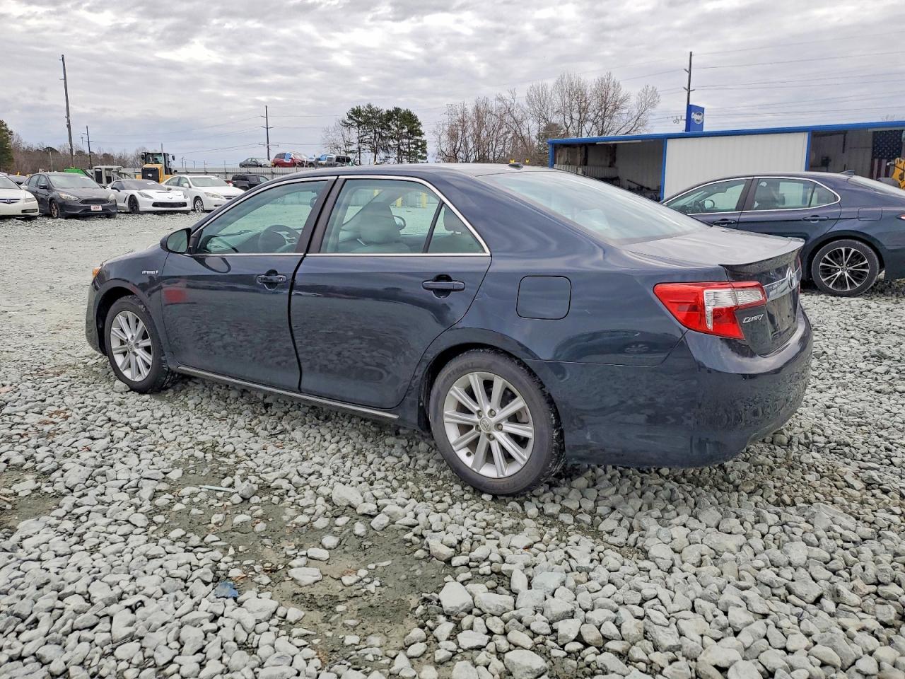2014 TOYOTA CAMRY HYBRID photo 4