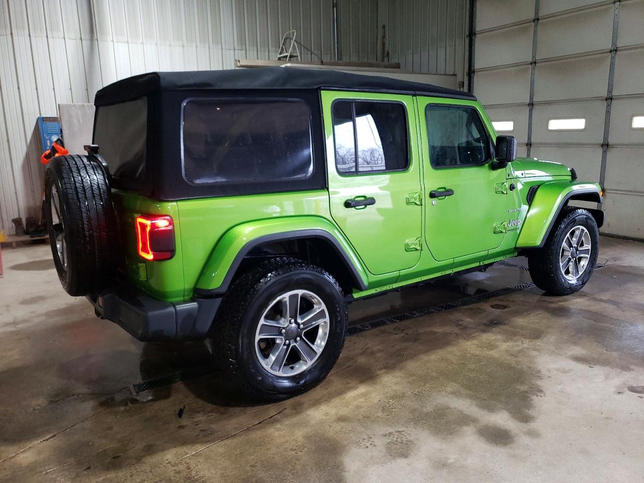 2018 JEEP WRANGLER UNLIMITED SAHARA photo 3