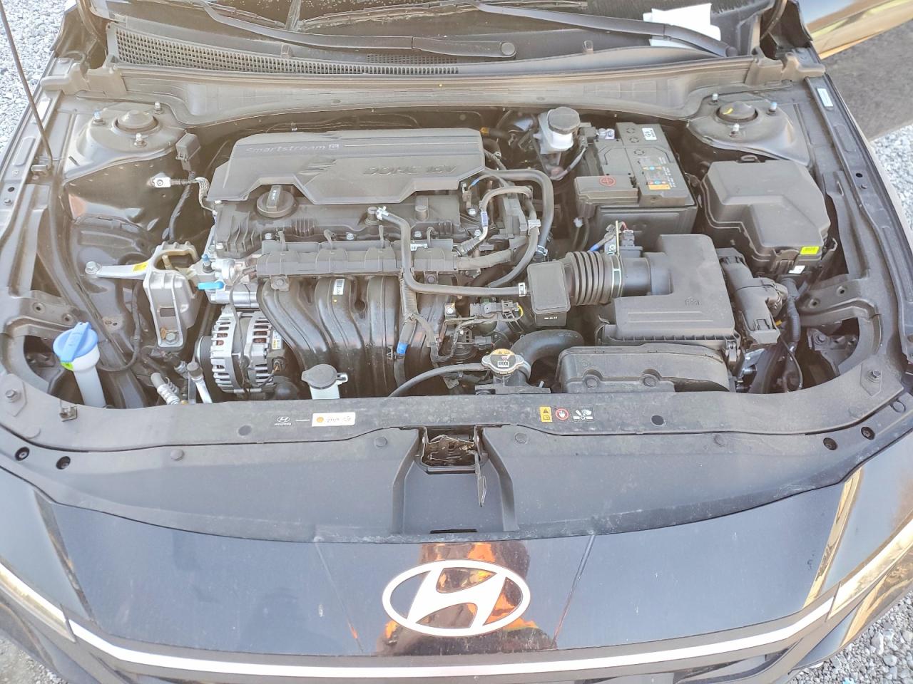 2025 HYUNDAI ELANTRA SEL SPORT photo 11