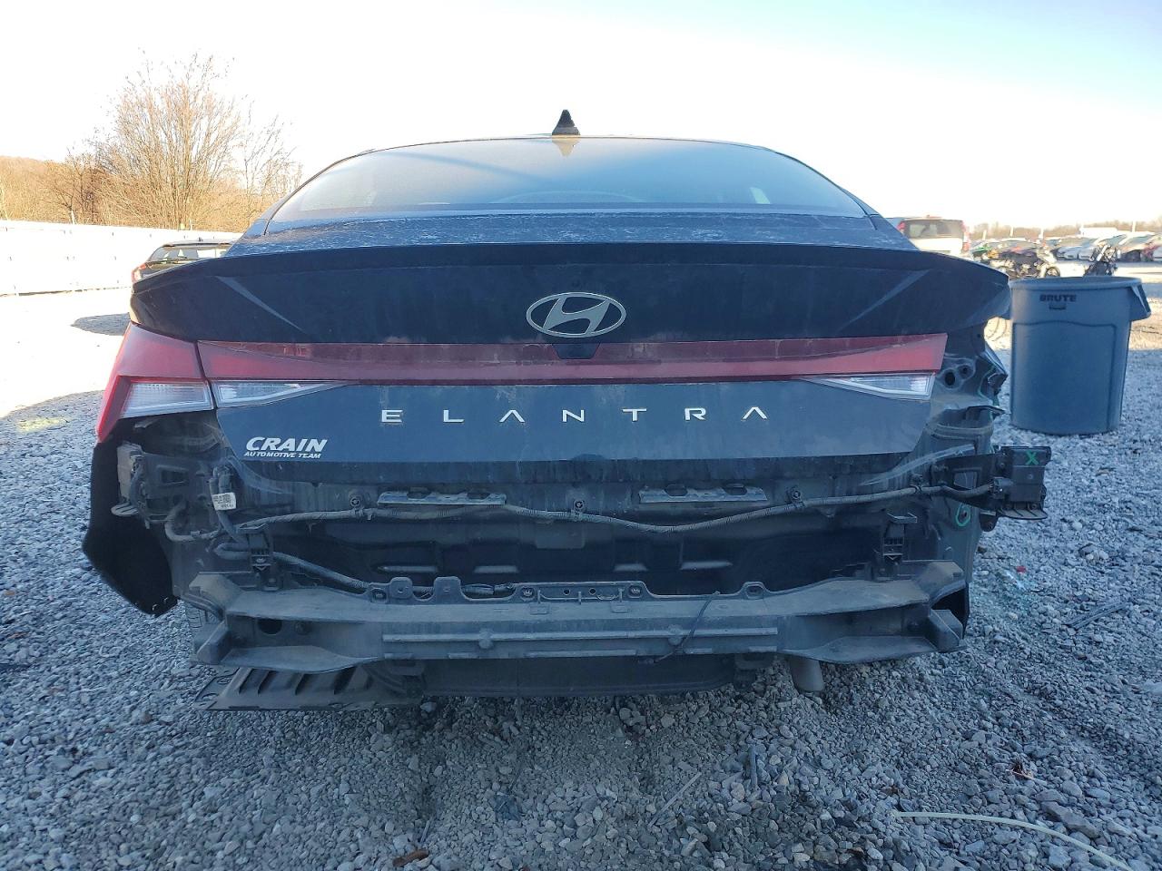 2025 HYUNDAI ELANTRA SEL SPORT photo 6