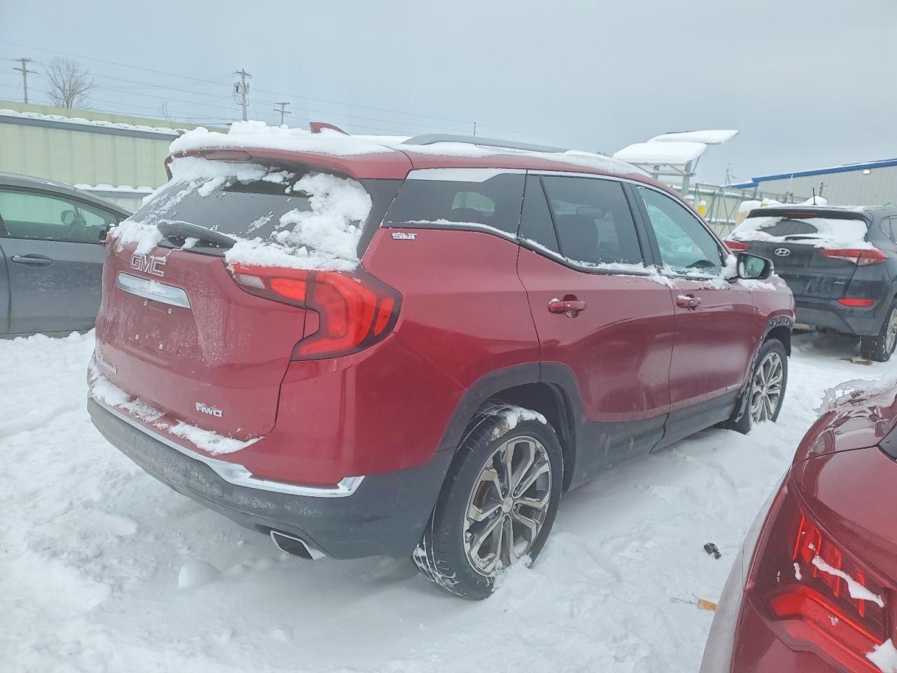 2018 GMC TERRAIN SLT photo 5
