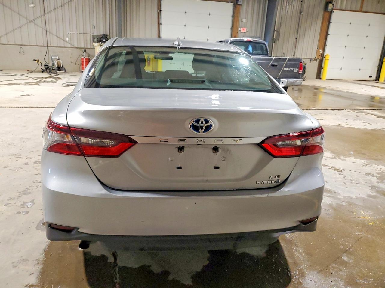 2023 TOYOTA CAMRY LE photo 6