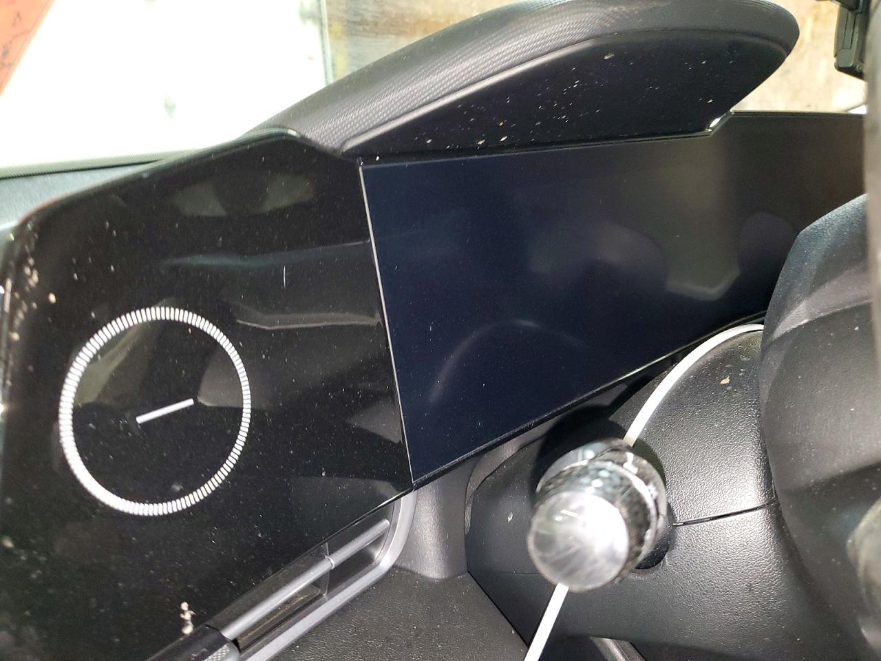 2023 HYUNDAI ELANTRA SEL photo 17