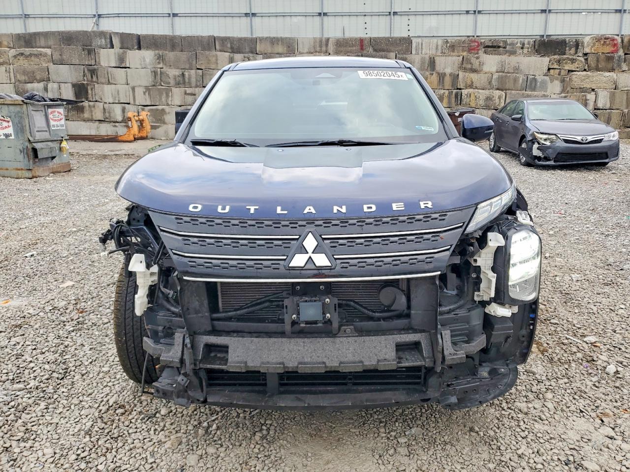 2024 MITSUBISHI OUTLANDER SE photo 5