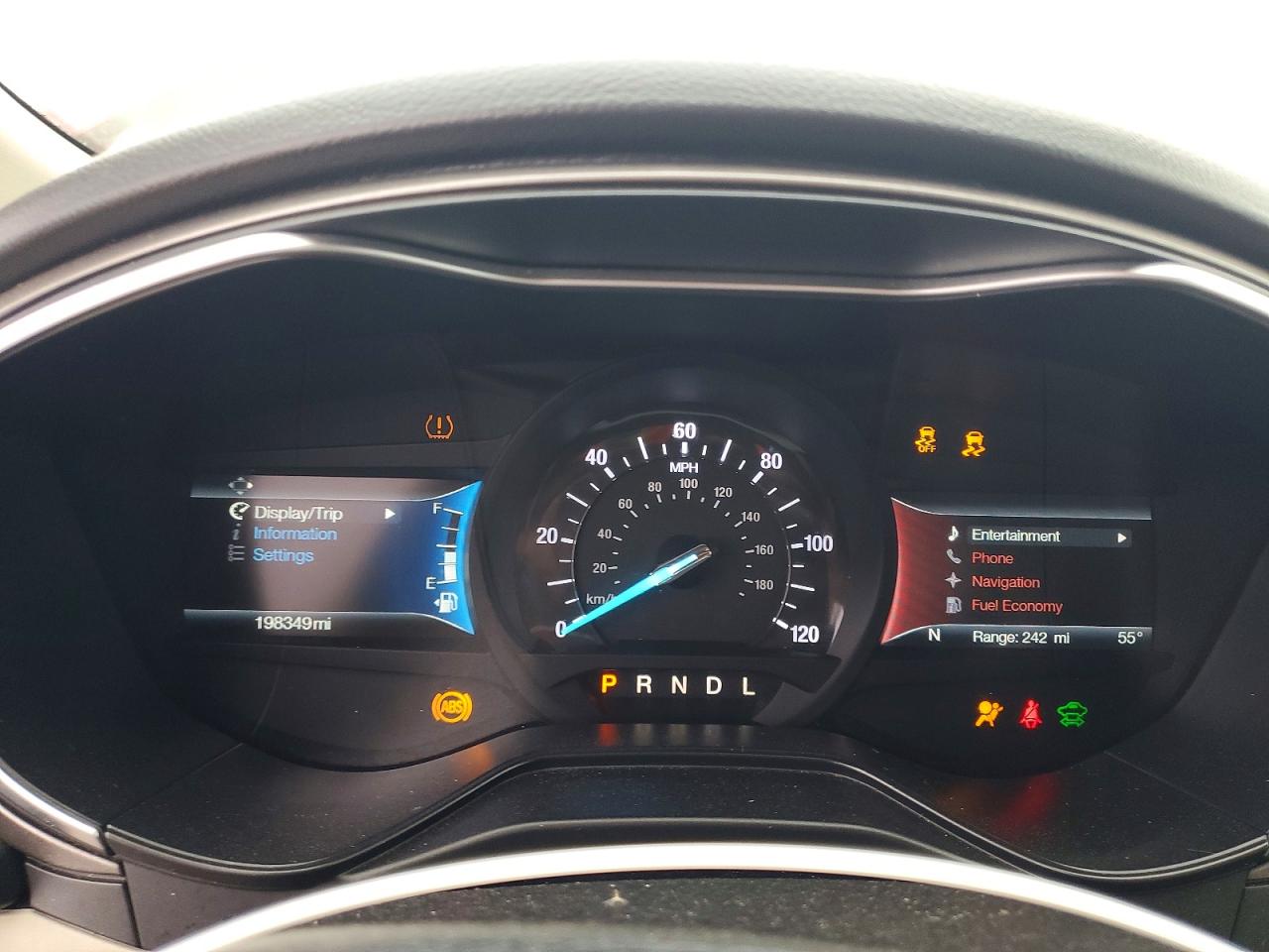 2019 FORD FUSION SE photo 9