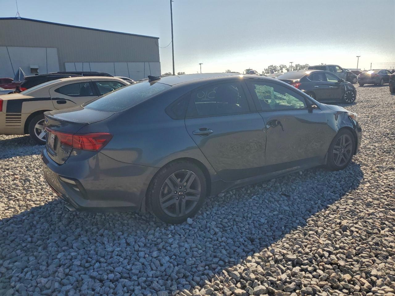 2021 KIA FORTE GT LINE photo 5