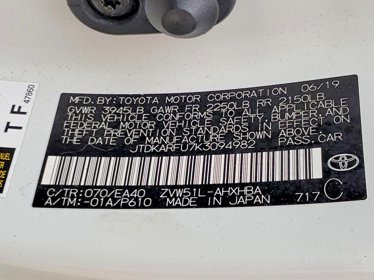 2019 TOYOTA PRIUS photo 12