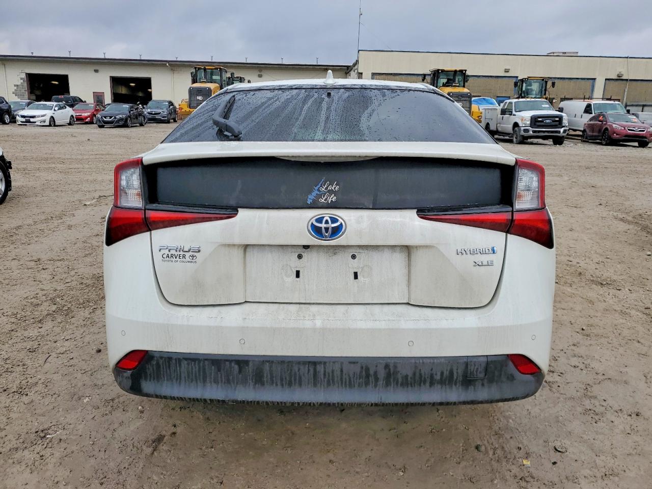 2019 TOYOTA PRIUS photo 6