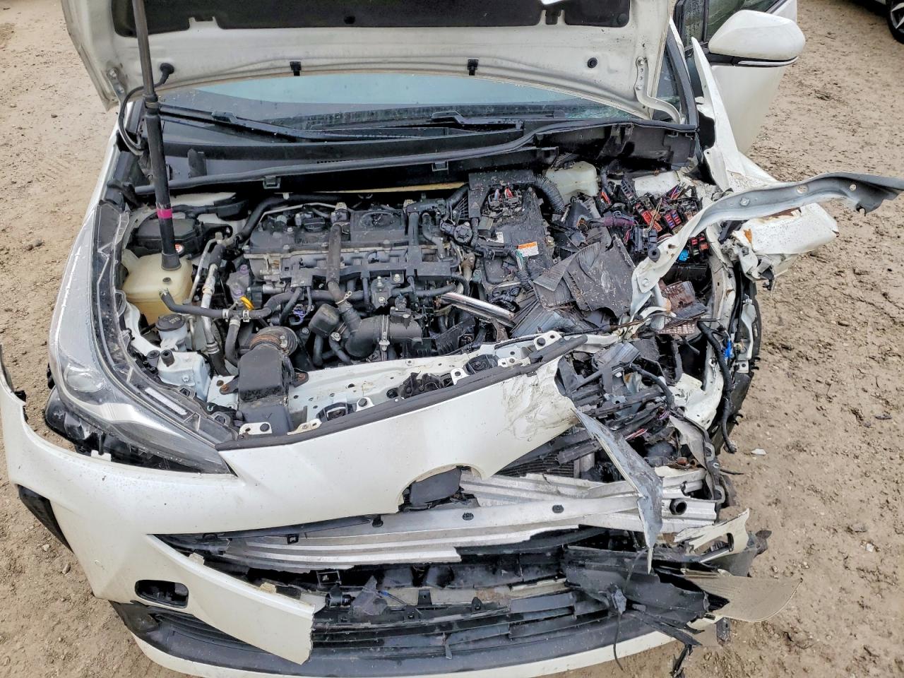 2019 TOYOTA PRIUS photo 11